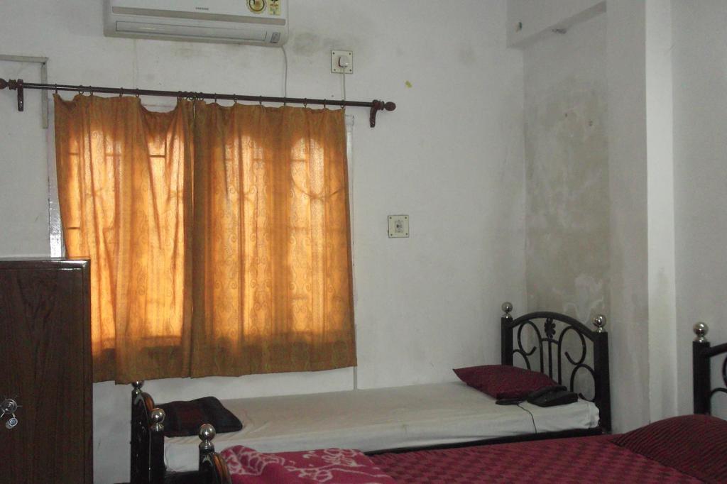 Megacity Inn Kalküta Oda fotoğraf